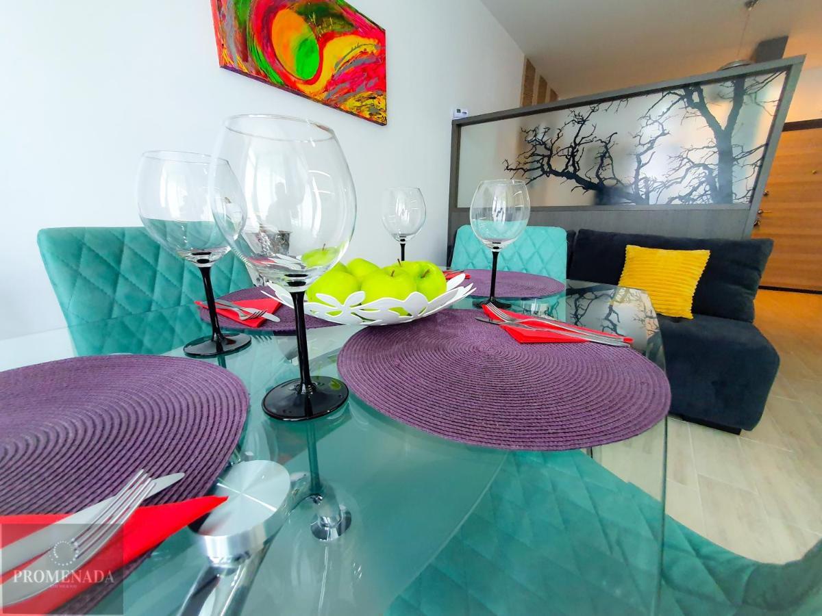 Visum Aparthotel Pool & Spa Mamaia Nord Navodari Bagian luar foto