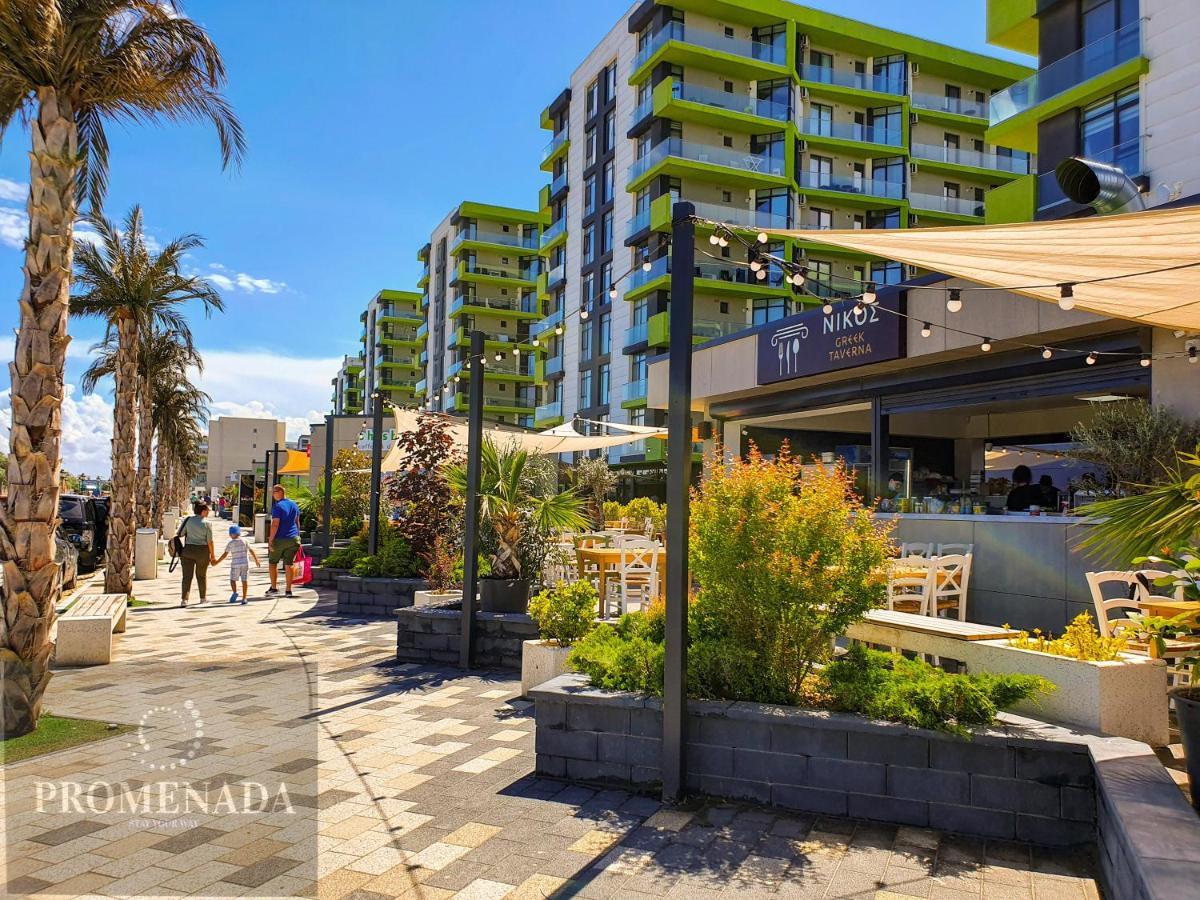 Visum Aparthotel Pool & Spa Mamaia Nord Navodari Bagian luar foto
