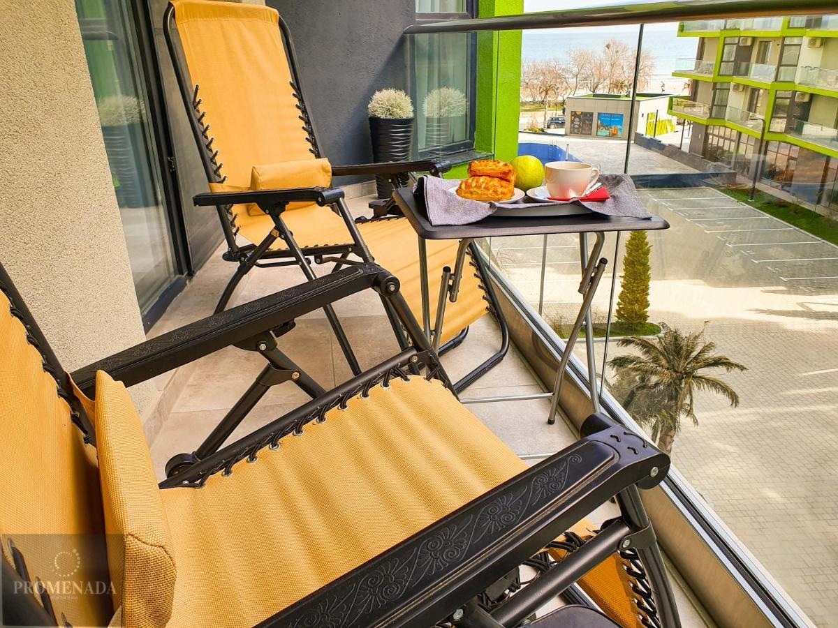 Visum Aparthotel Pool & Spa Mamaia Nord Navodari Bagian luar foto