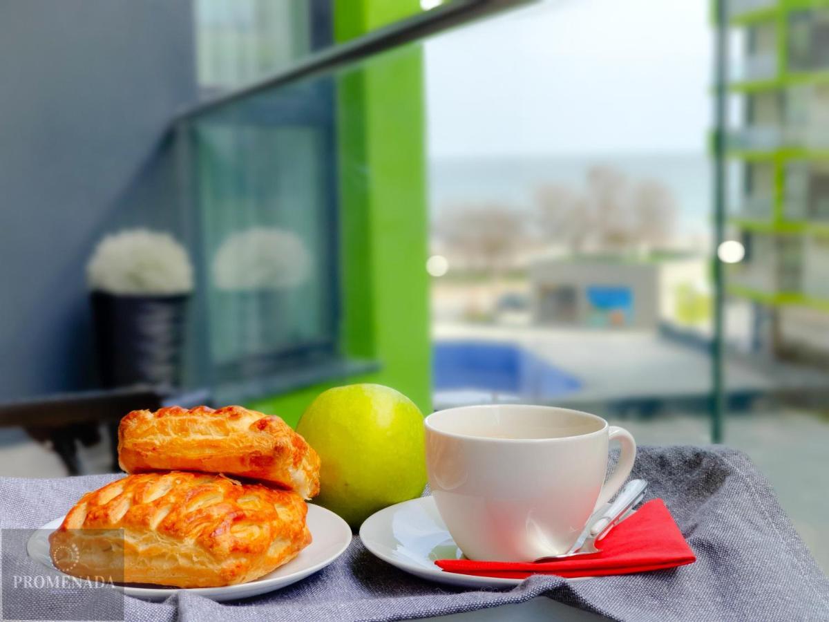 Visum Aparthotel Pool & Spa Mamaia Nord Navodari Bagian luar foto