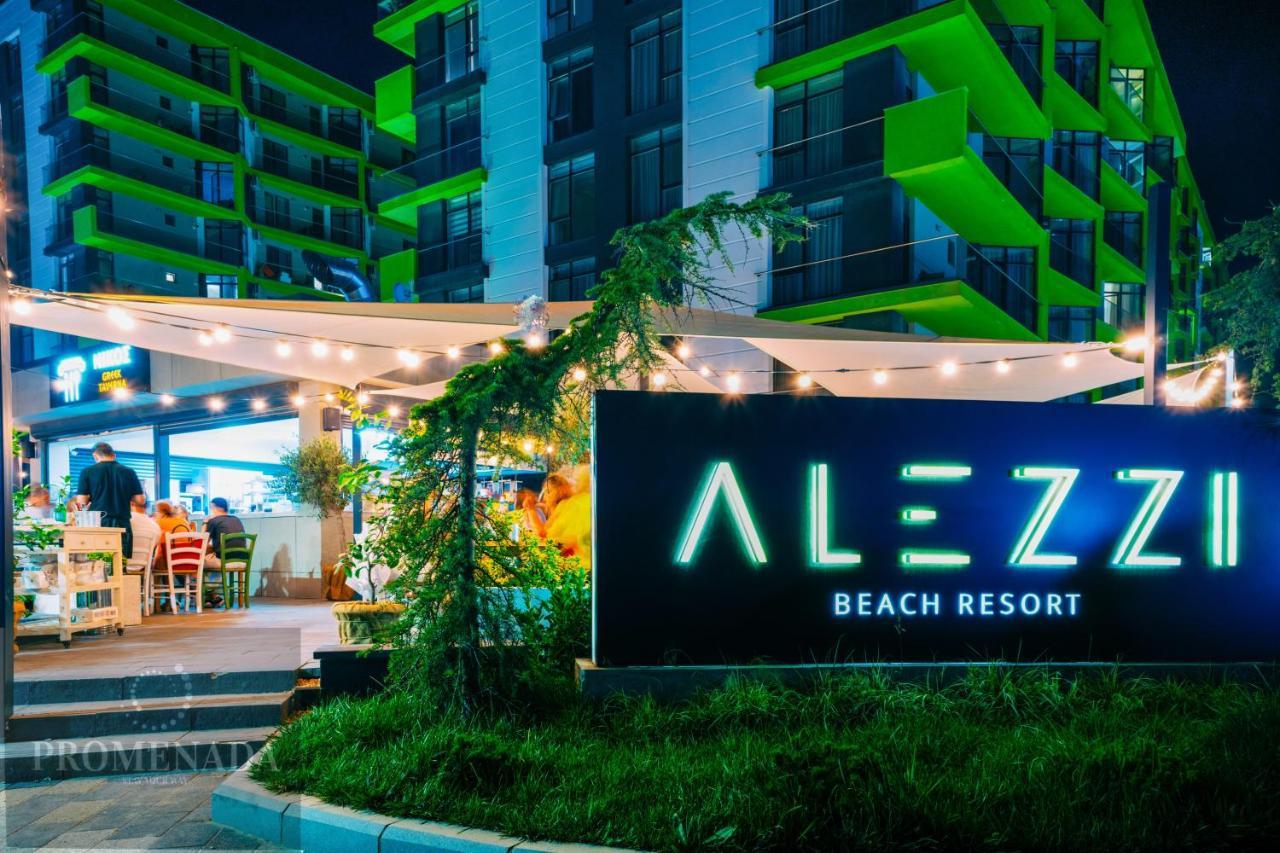 Visum Aparthotel Pool & Spa Mamaia Nord Navodari Bagian luar foto