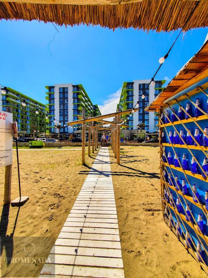 Visum Aparthotel Pool & Spa Mamaia Nord Navodari Bagian luar foto
